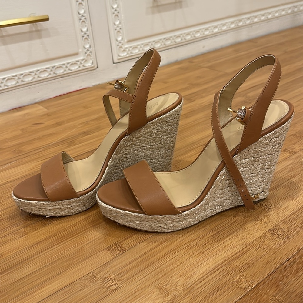 Michael Kors Brown and Tan Raffia Wedge Heals size 9 - Picture 3 of 3
